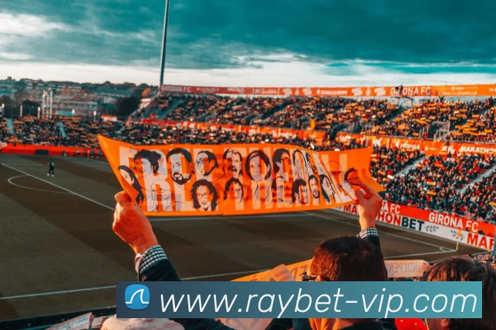 阿森纳主场首败告终曼联3-2逆转多古库尼亚双双献神级进球